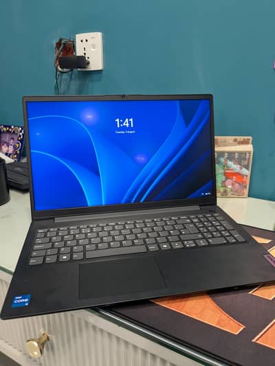 Lenovo V15 G5 IRL core i5-13420H DDR5 ram available for sale