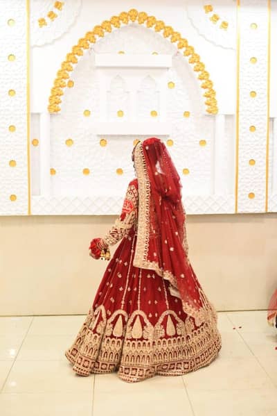 bridal dress for barat