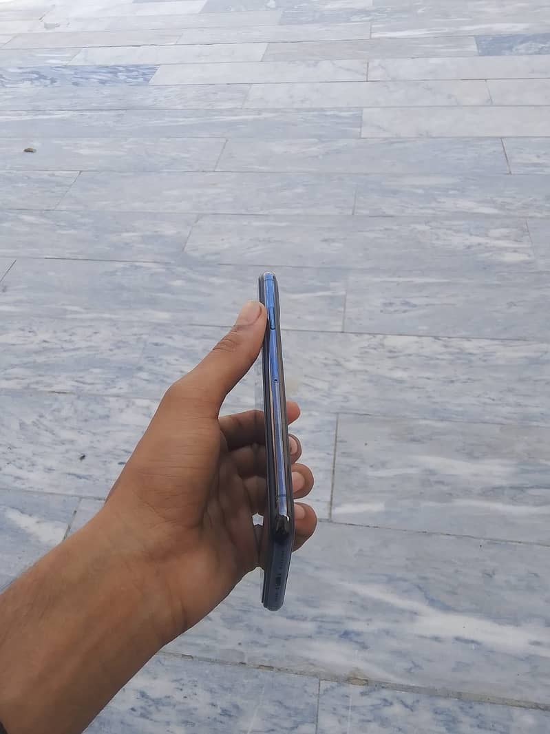 iPhone 11pro max 3