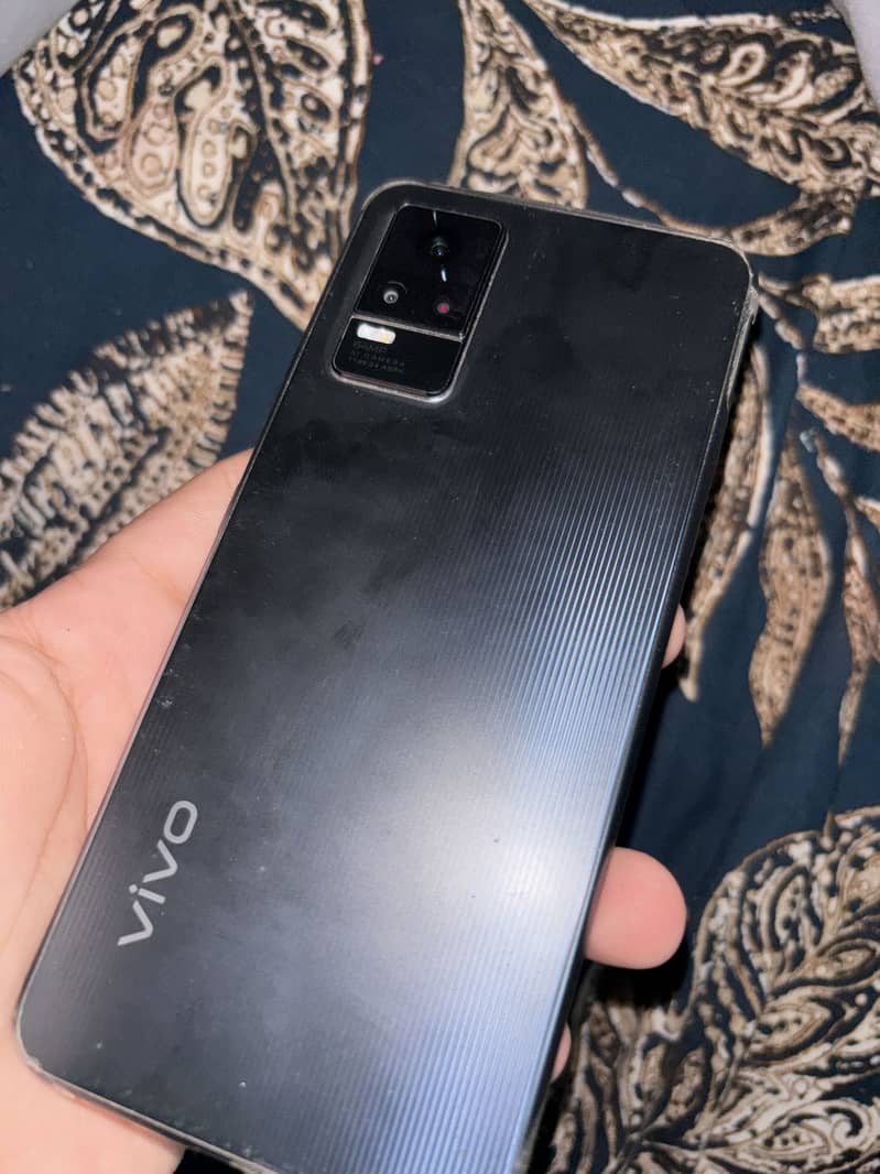 Vivo V21e 0