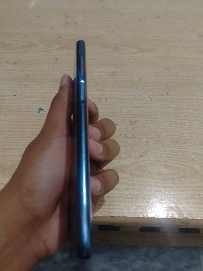 Xiaomi Redmi Note 9S 3