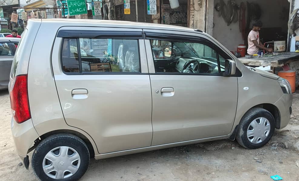 Suzuki Wagon R 2016 6