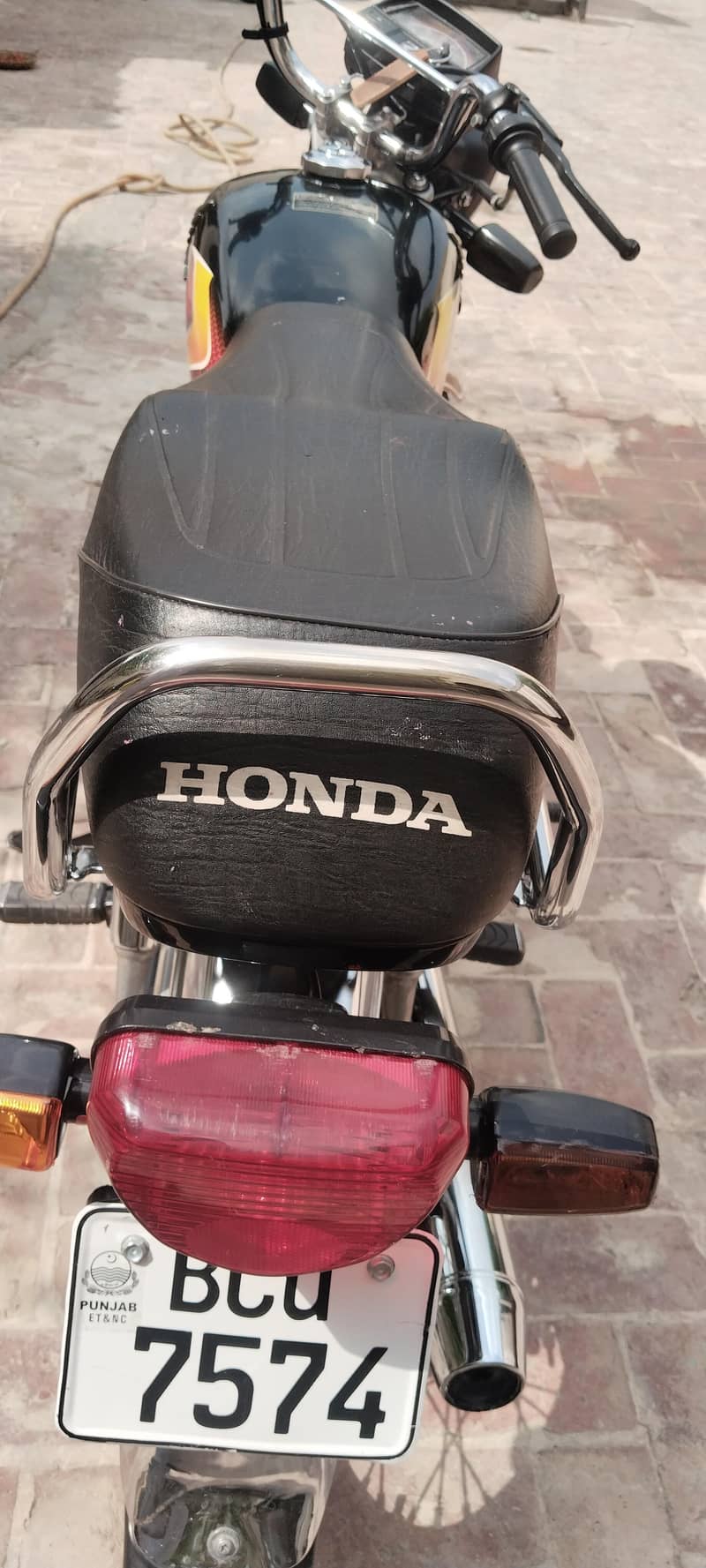 Honda CD 2025/2026 9