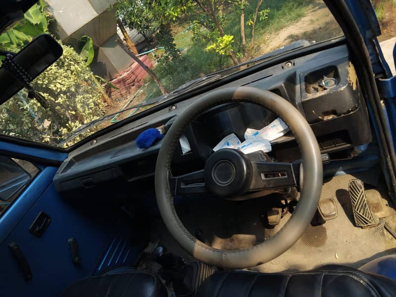 Suzuki bolan carry van 6