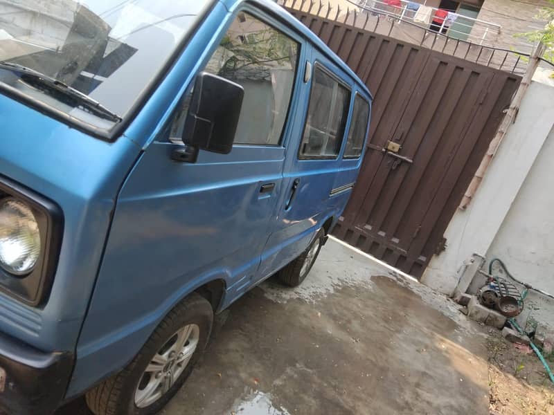 Suzuki bolan carry van 11