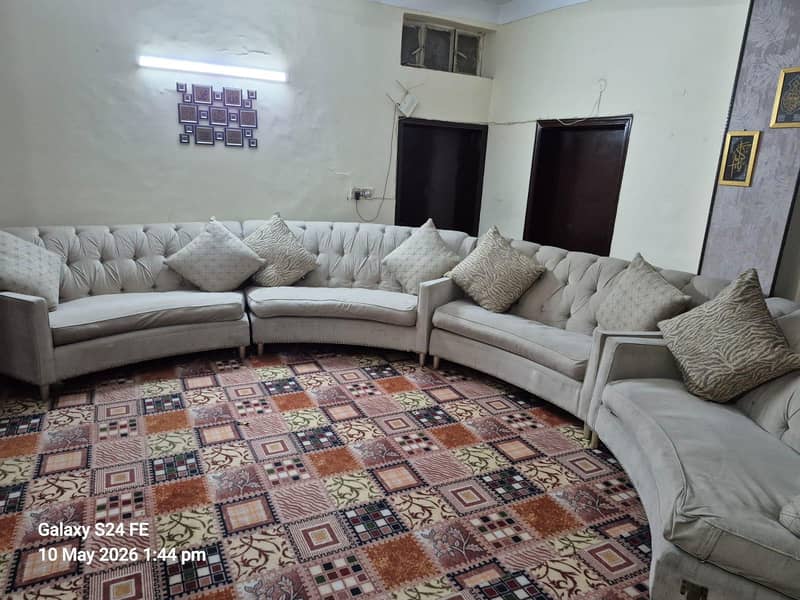 18 seater sofa set very comfertable 0