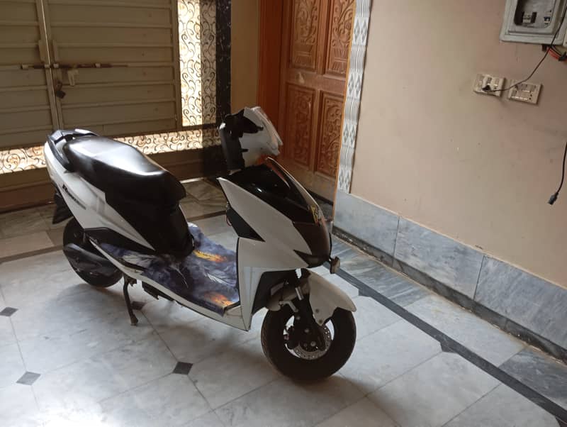 Road King r99 pro 1