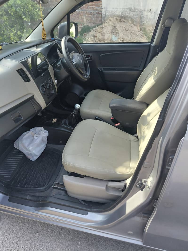 Suzuki Wagon R 2015 9