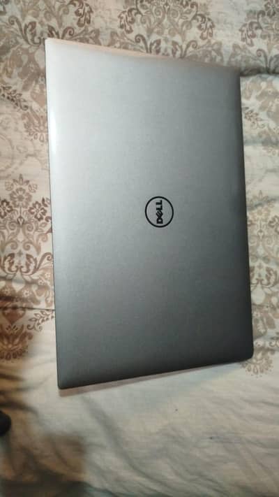 Dell Precision 5520