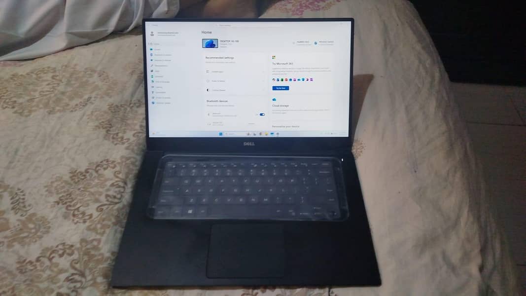 Dell Precision 5520 1