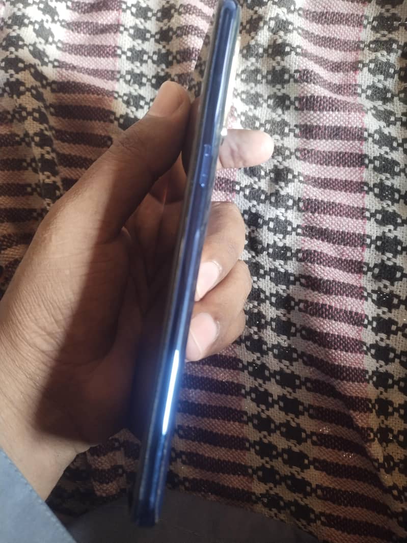 OPPO Reno 3 pro 3