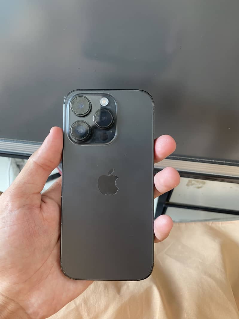 Apple iPhone 14 Pro 2