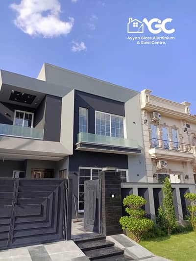 Glass, Aluminium & Stainless Steel Works | Windows, Doors & Shower Ca