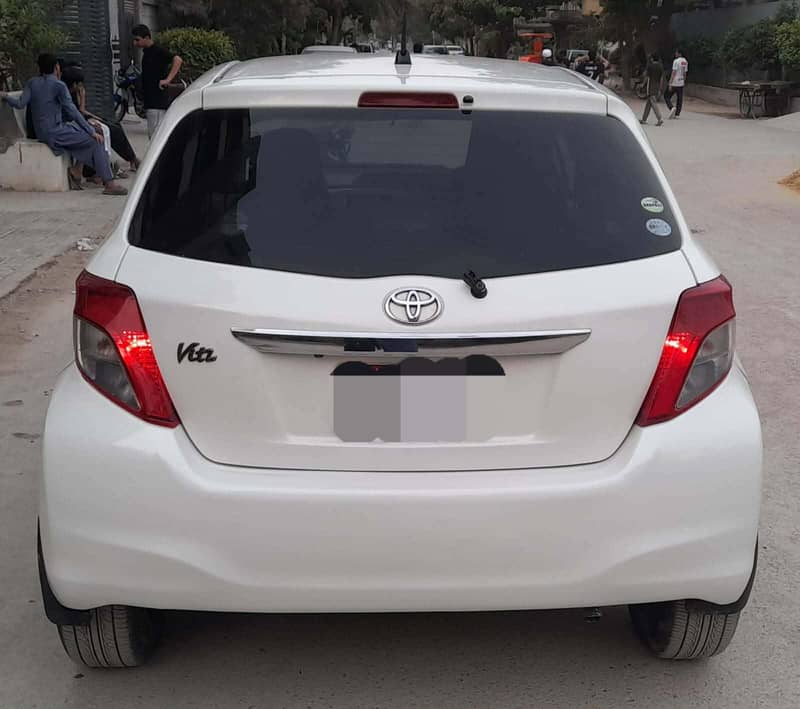 Toyota Vitz 2014/17 0