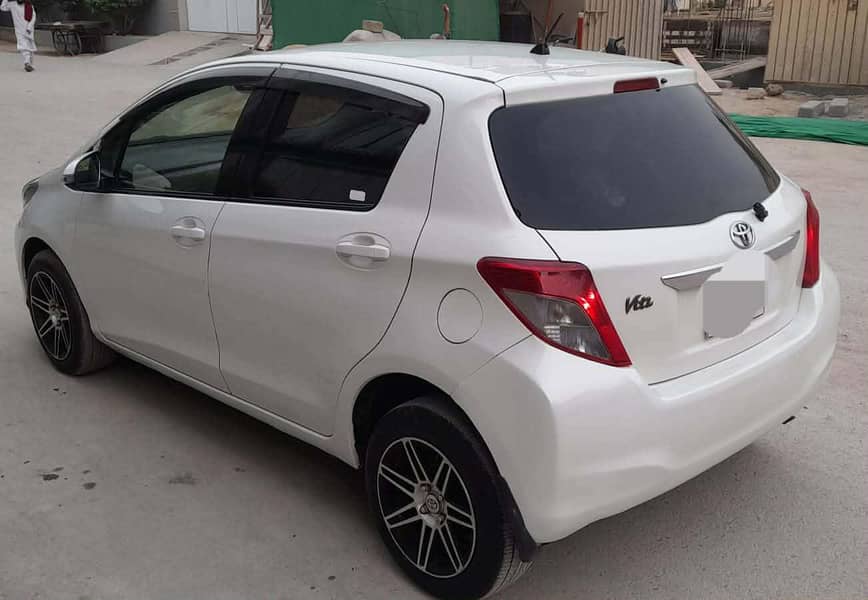 Toyota Vitz 2014/17 3