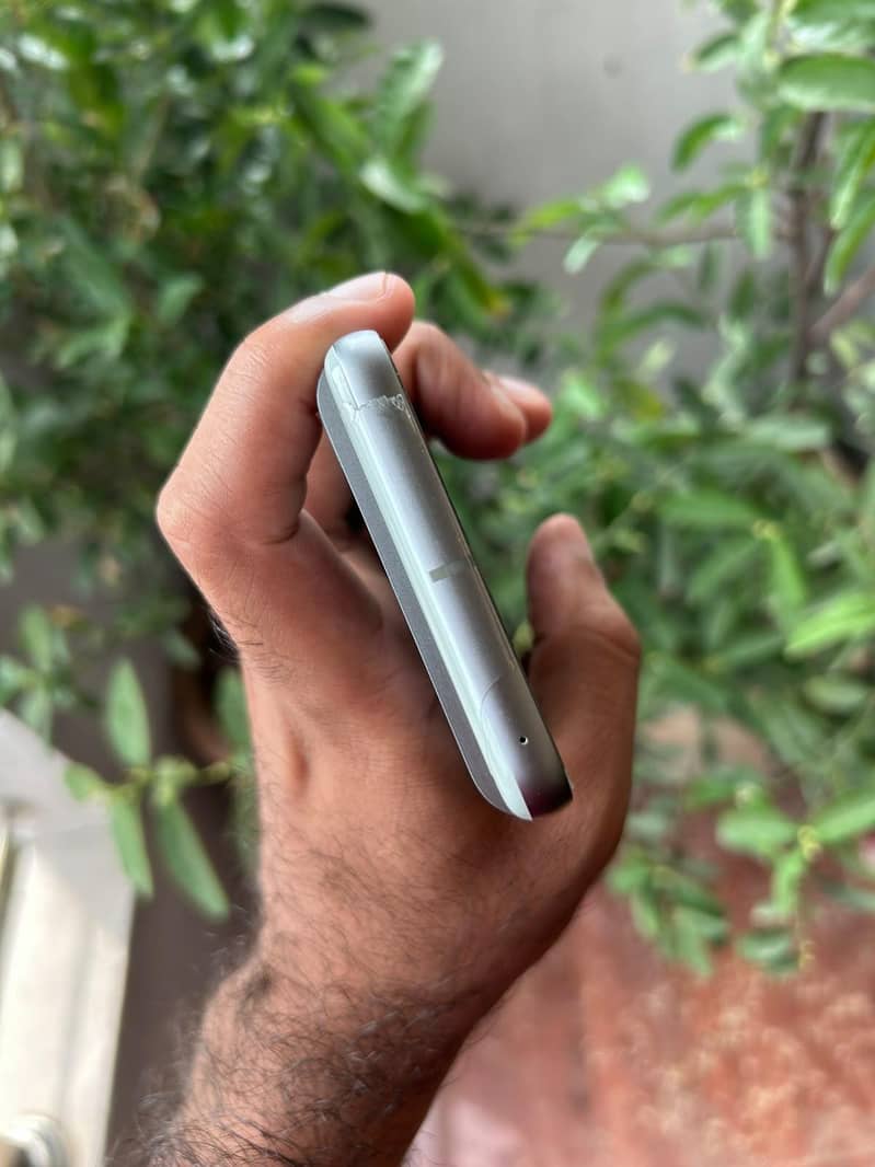 Google Pixel 8 5