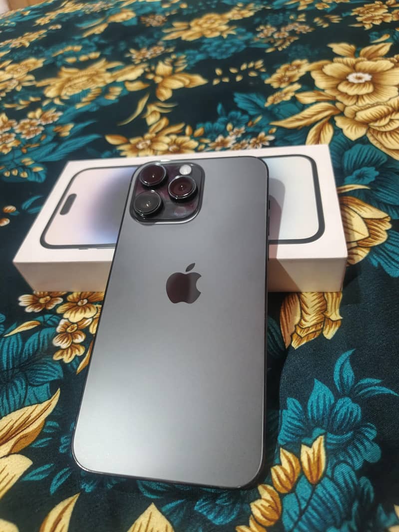 Apple iPhone 14 Pro Max 0
