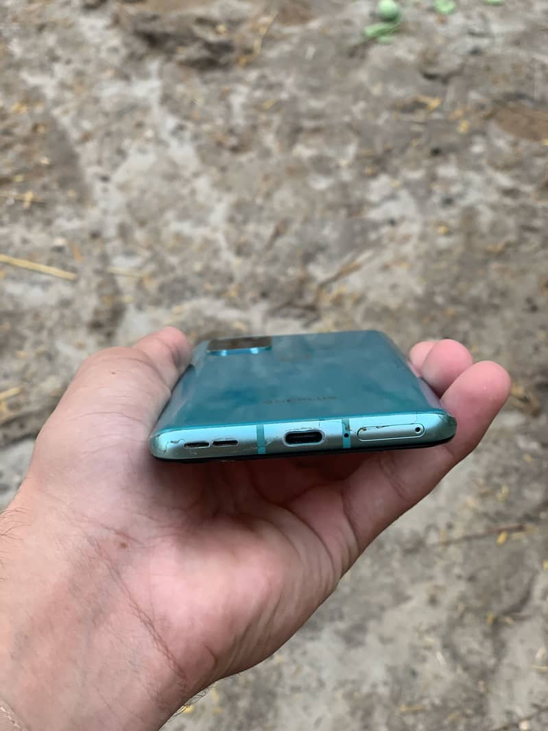 One Plus 8T 4