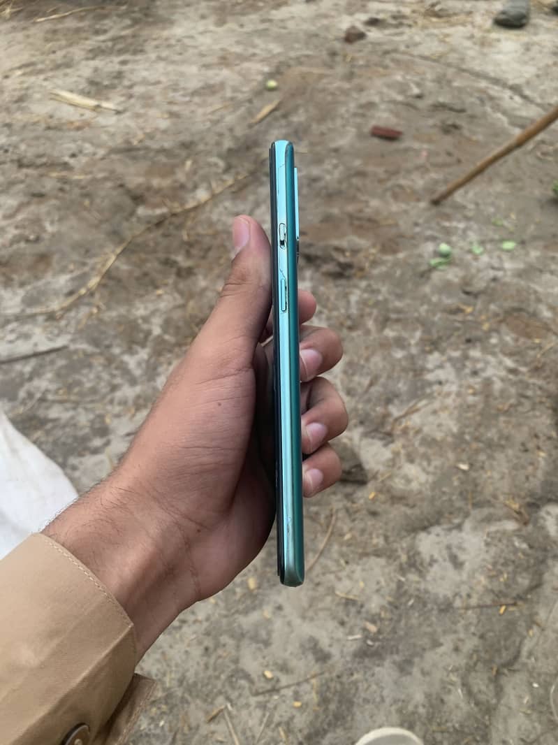 One Plus 8T 8