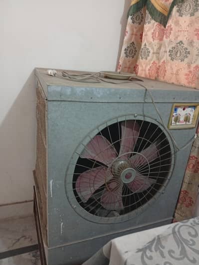 5 items for sale, pedistal fan, washing macine, Drayer, Air cooler