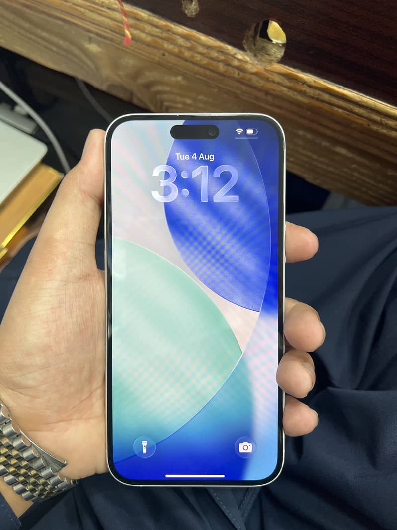 Apple iPhone 16 Plus 128Gb jv 3