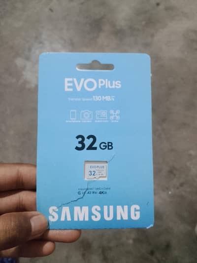 32 GB  memory card