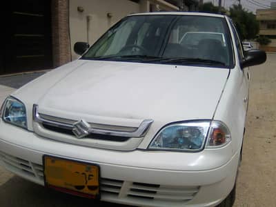 CULTUS VXRi 2015 MODEL WHITE COLOUR BEHTREEN CONDITION