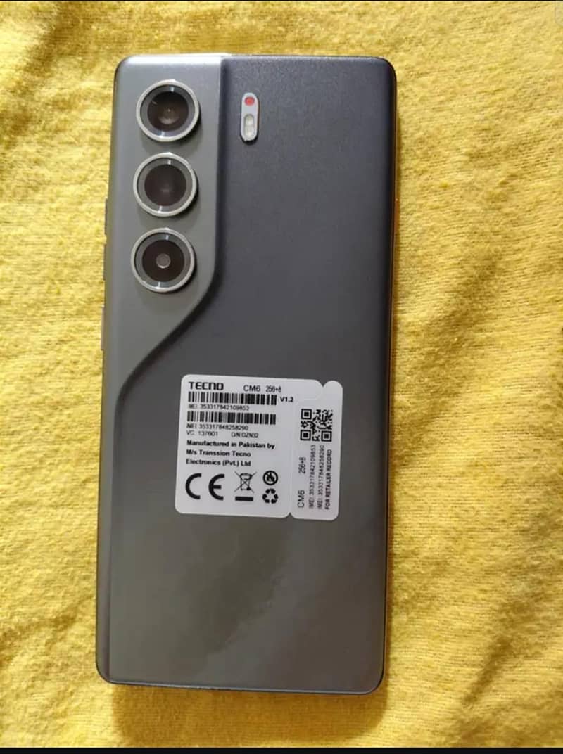 Tecno CAMON 40 Pro 0