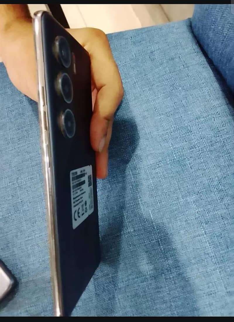 Tecno CAMON 40 Pro 5