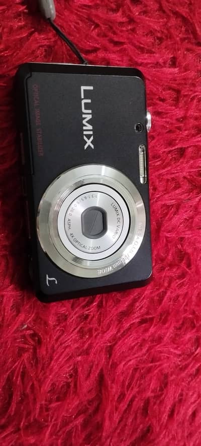 Lumix camera Panasonic new condition