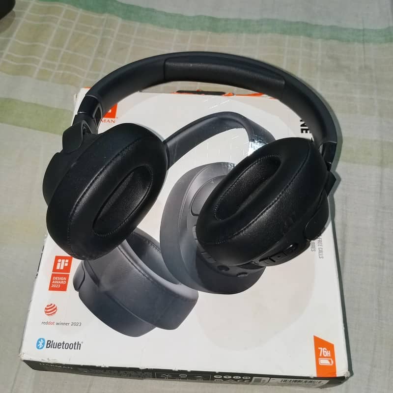 JBL HARMAN 720BT 2