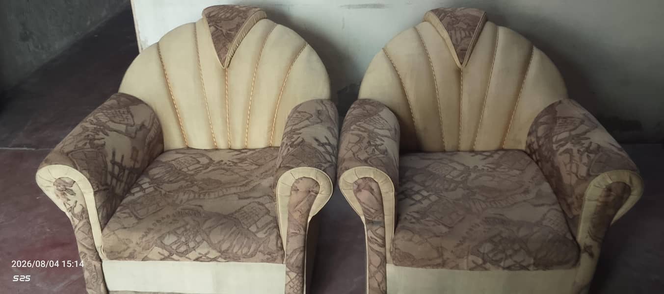 sofa like new 2