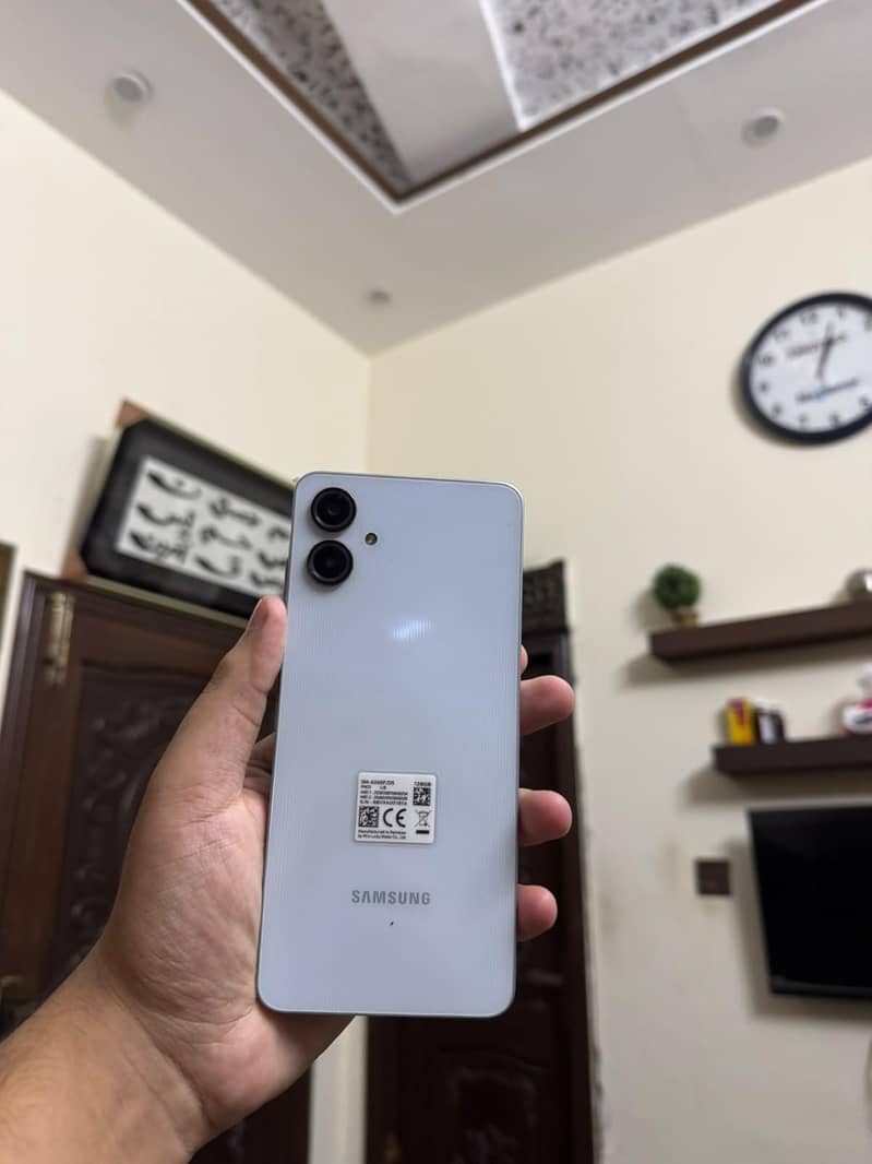 Samsung Mobile A06 5