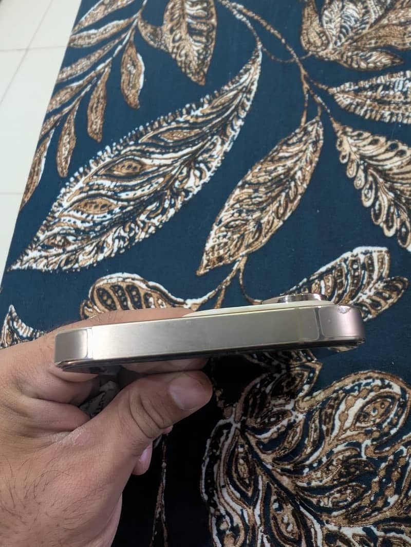 Apple iPhone 14 Pro 6