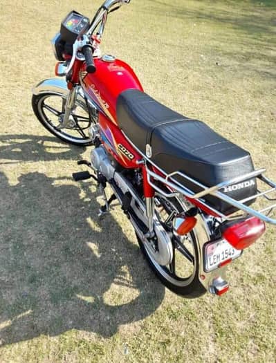 Honda bike 70 CD motorcycle 2007 model 03,, 42,, 86,, 52 5,, 31