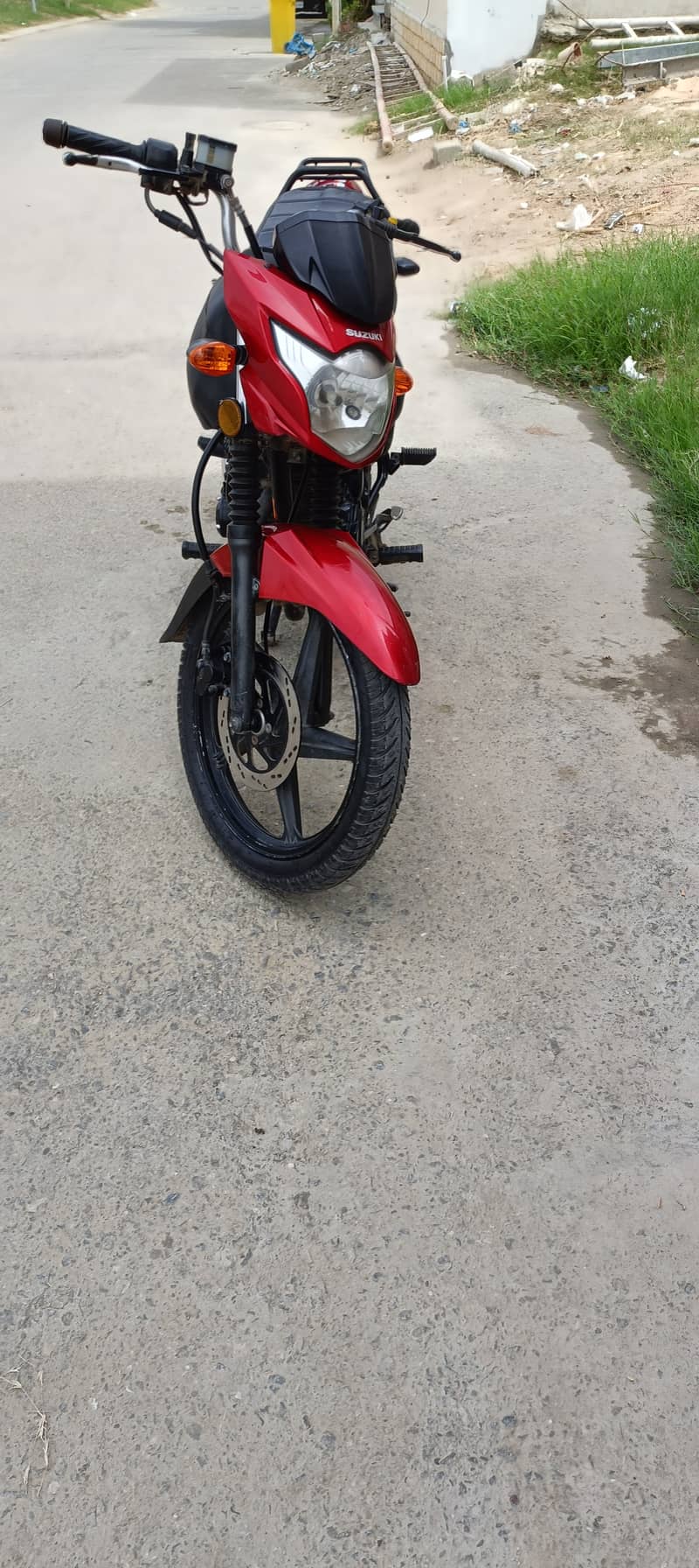 Suzuki GR 150 2023 4
