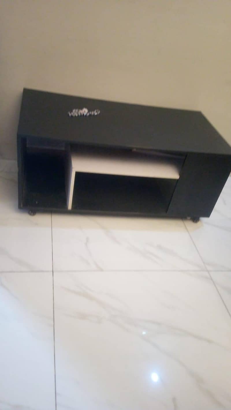 console table and centre table 6
