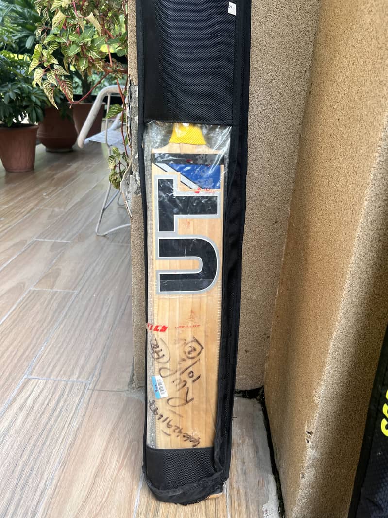 DSC INVINCIBLE and UT Bats 7