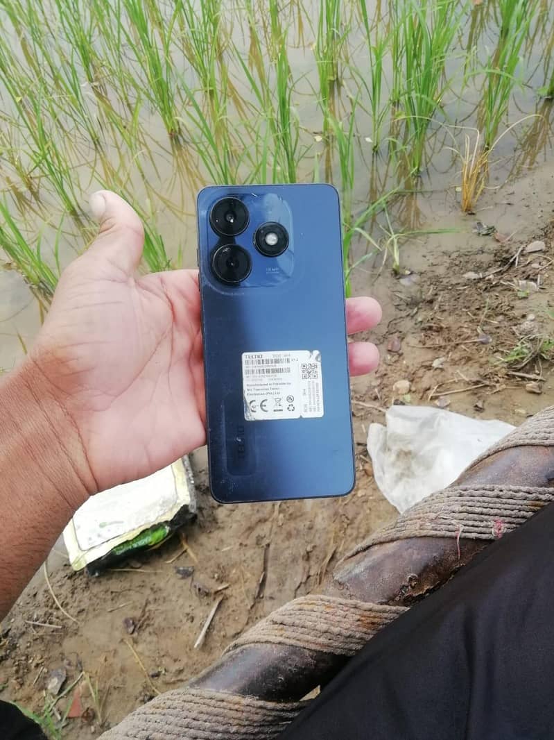 Tecno spark go 2024 3