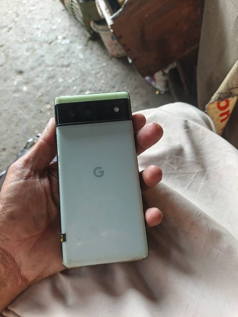 Google Pixel 6 4