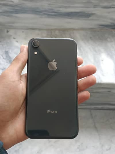 Apple iPhone XR