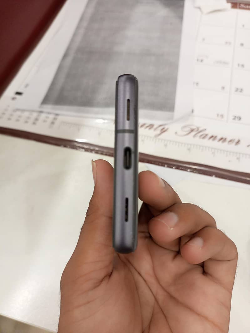 Pixel 7a 3