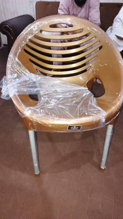  مضبوط اور اسٹائلش پلاسٹک چیئر | فکس پرائس: Rs. 1700 