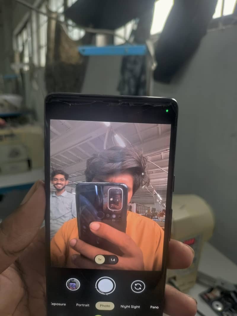 Google Pixel 7a 2