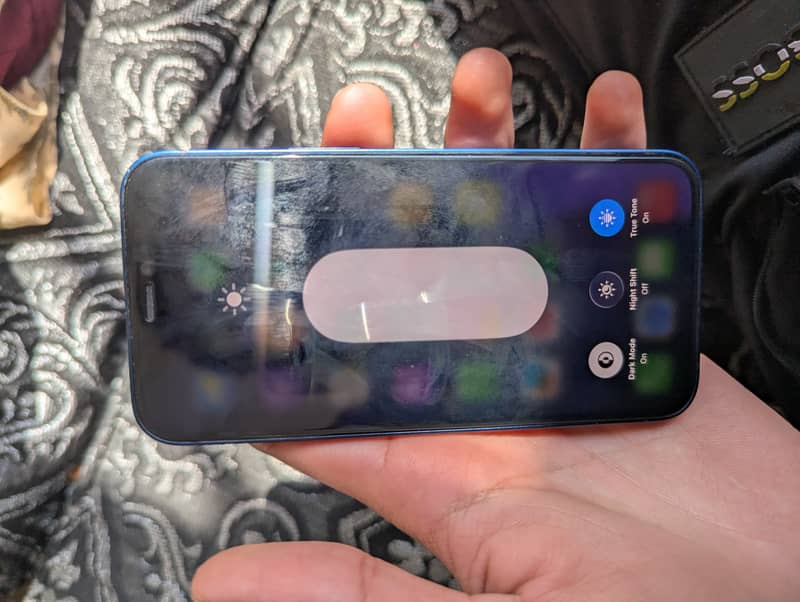 Apple iPhone 12 mini 6