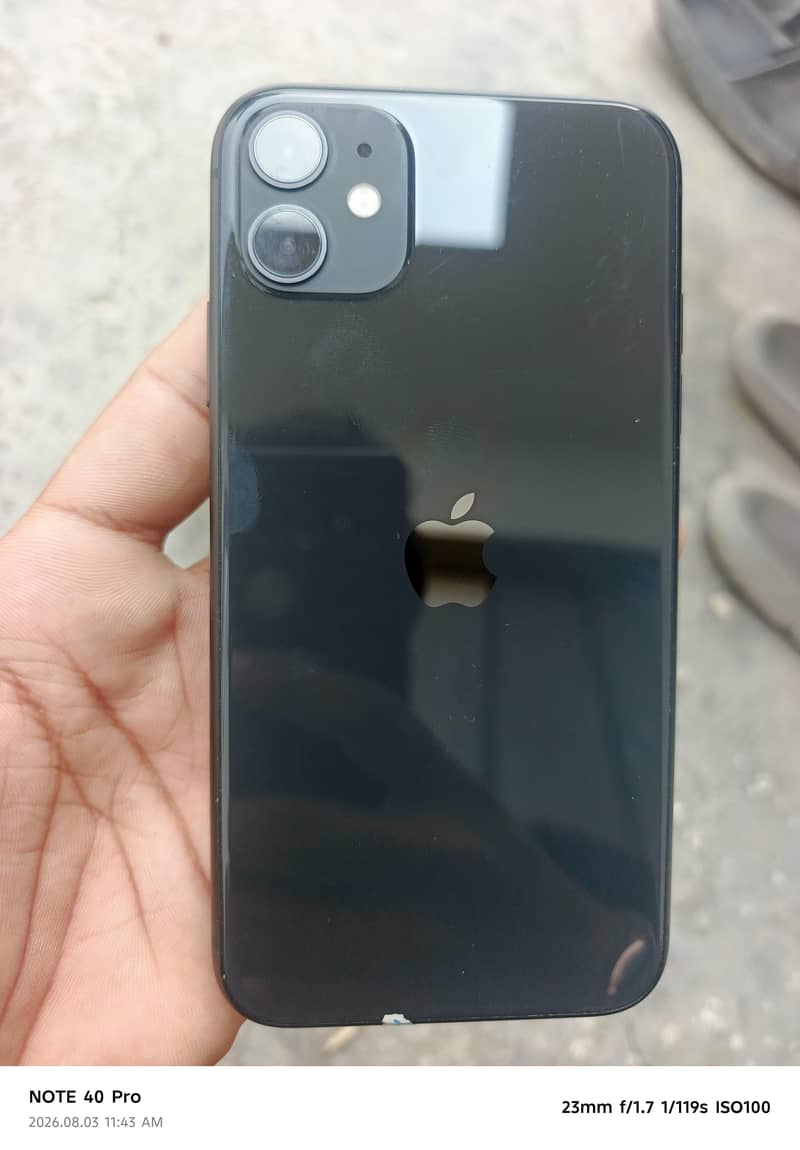 Apple iPhone 11 0