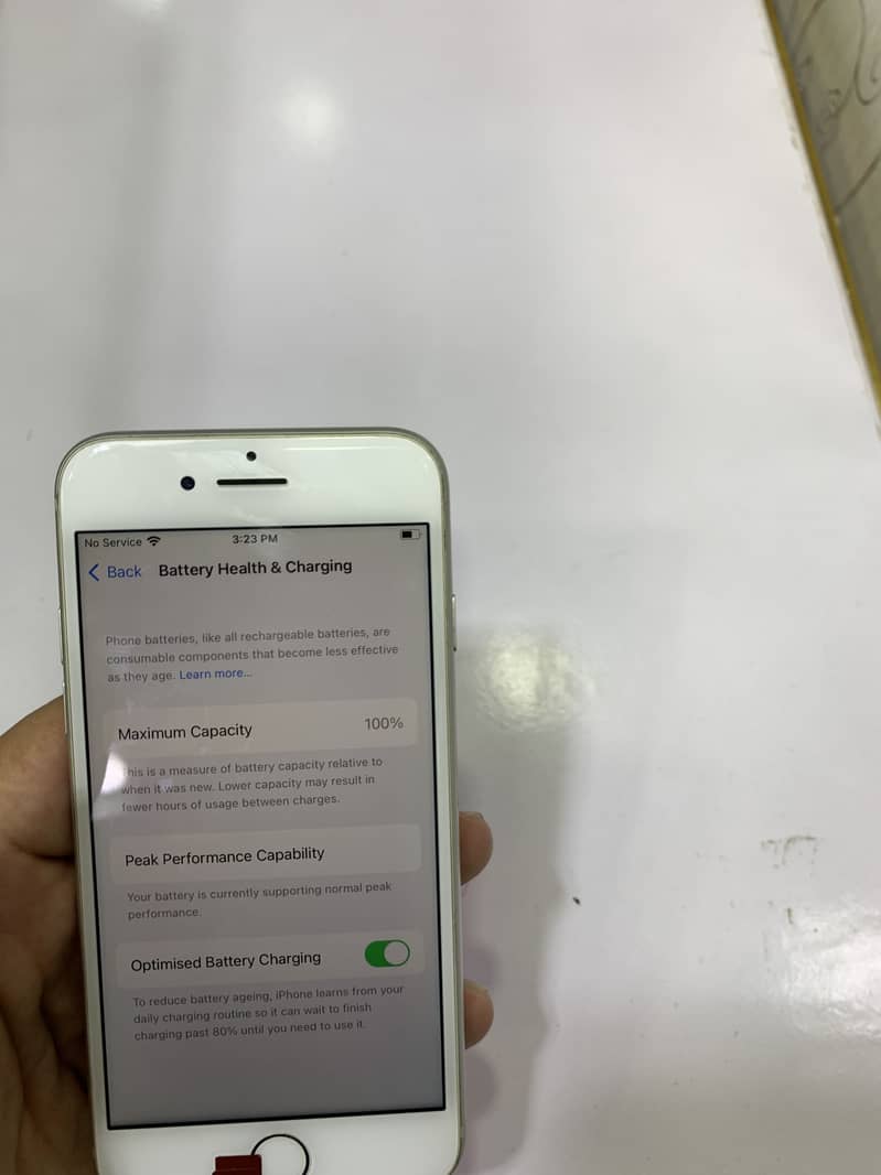 Apple iPhone 8 2
