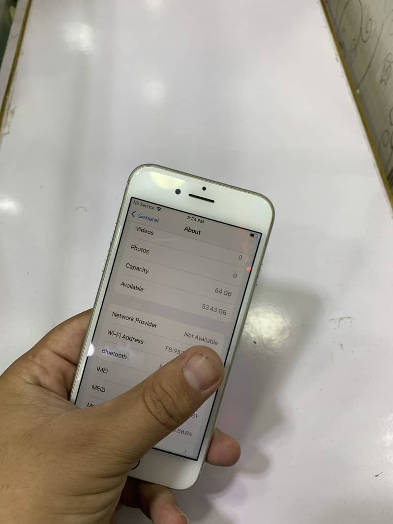 Apple iPhone 8 4