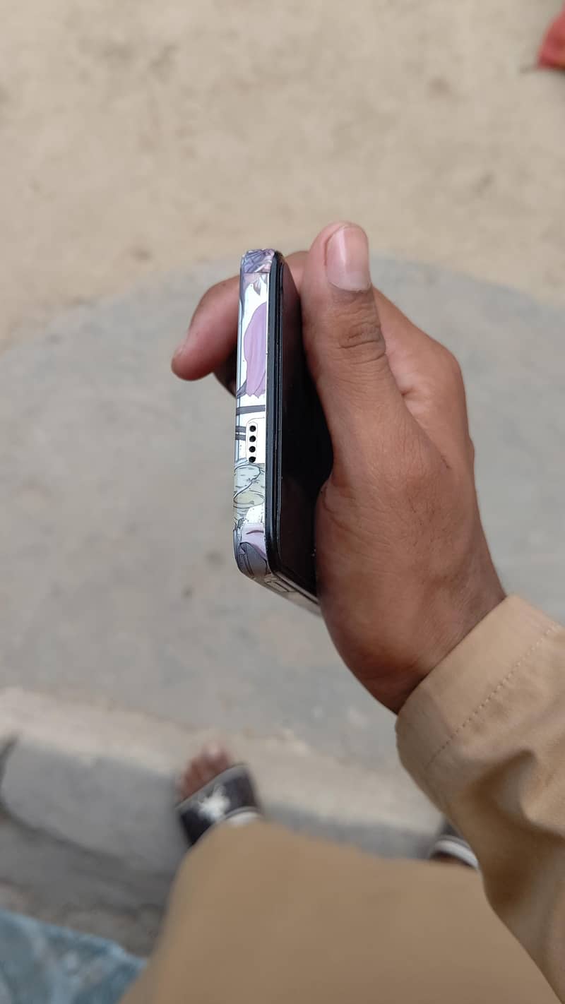 Tecno 5