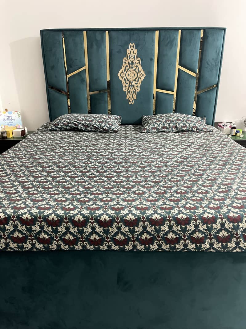 double bed with dressing table 2